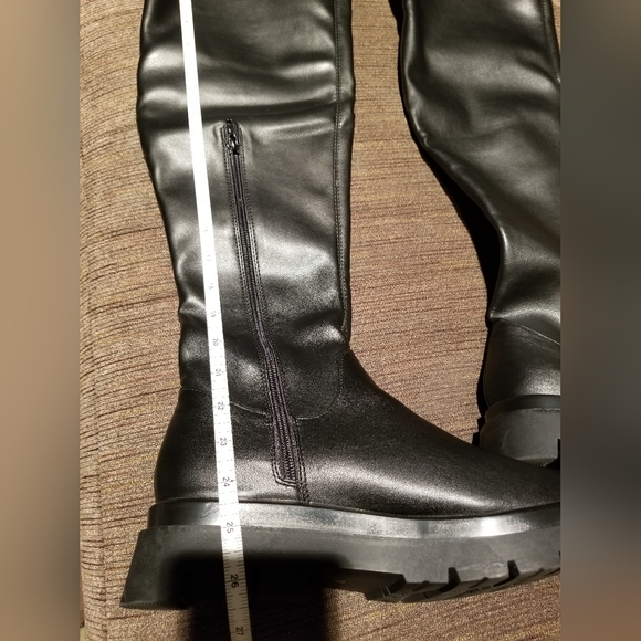 Steve Madden Women's Black Industry Knee Size 10M - Picture 4 of 16